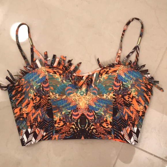bebe Tops - 🌸 Make an Offer 🌸 🎉 BEBE crop Top